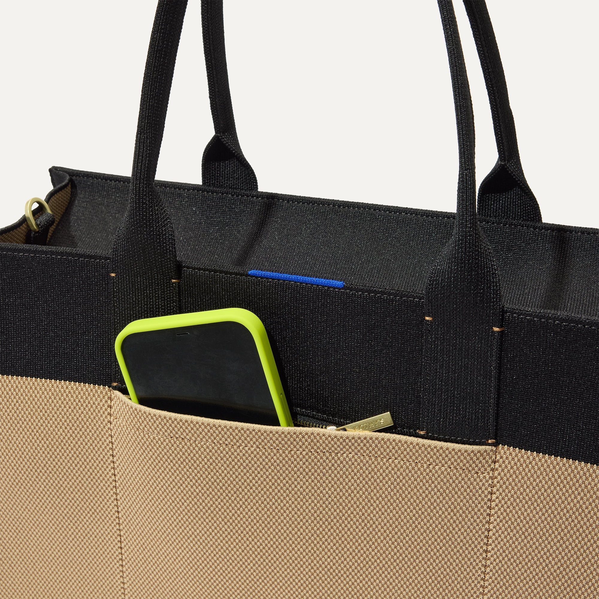 The Classic Tote - Tiramisu