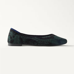 The Point III - ReVelvet™ Evergreen Python
